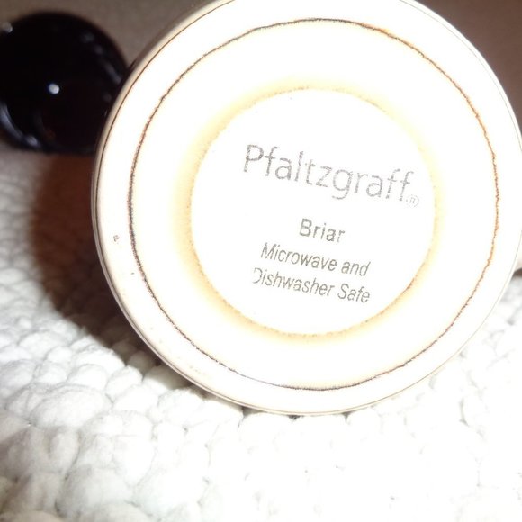 Pfaltzgraff Briar Coffee Cups / Mugs Set of 4 - Picture 5 of 7